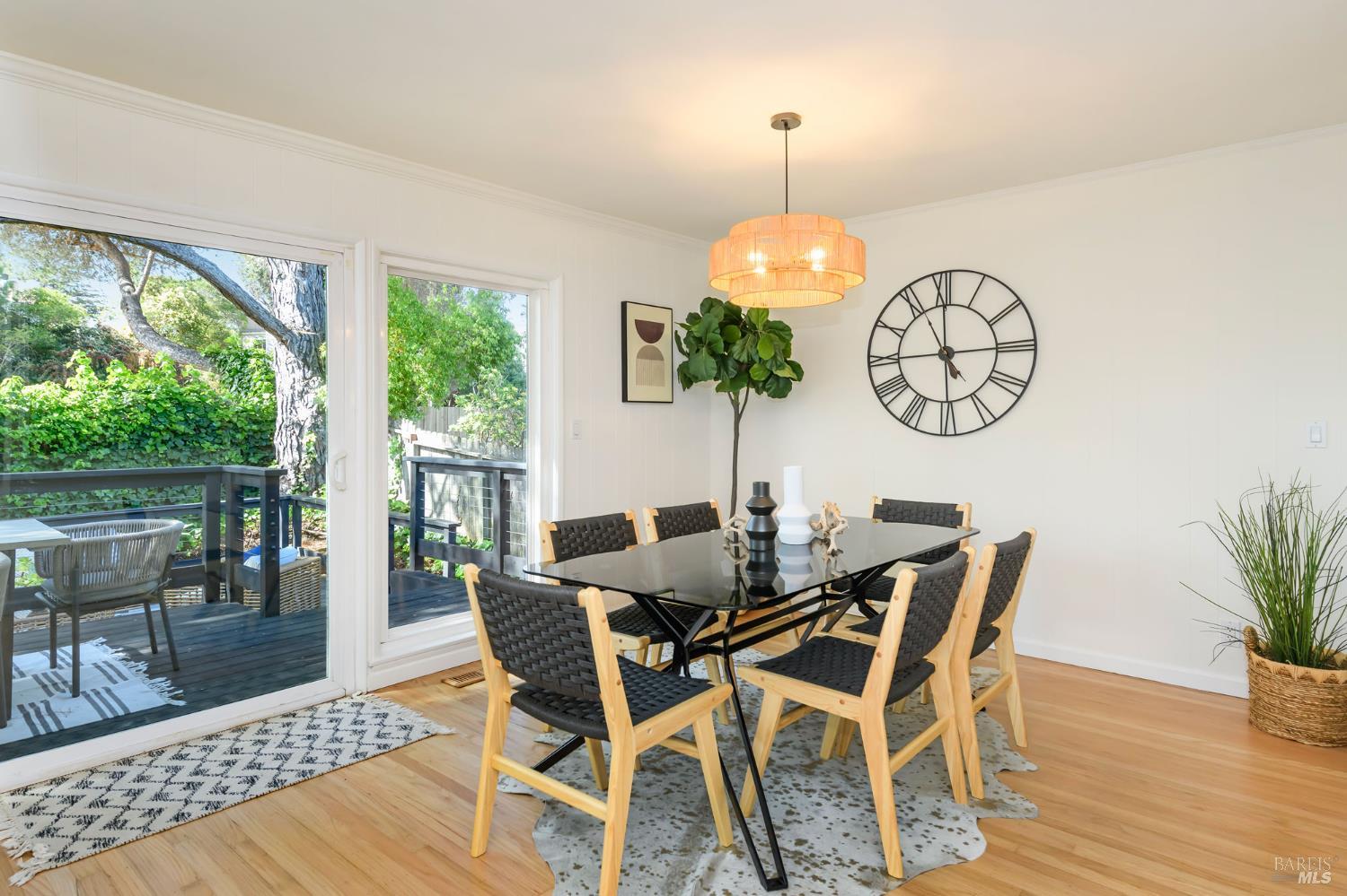 Detail Gallery Image 8 of 31 For 41 Spindrift Psge, Corte Madera,  CA 94925 - 3 Beds | 2 Baths