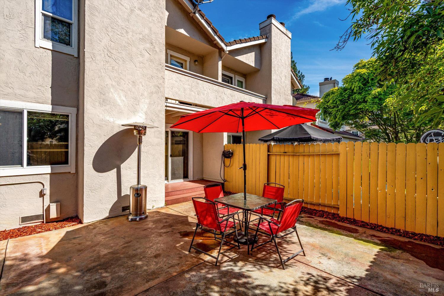 Detail Gallery Image 38 of 41 For 30 Fredrick Dr, Rohnert Park,  CA 94928 - 3 Beds | 2/1 Baths