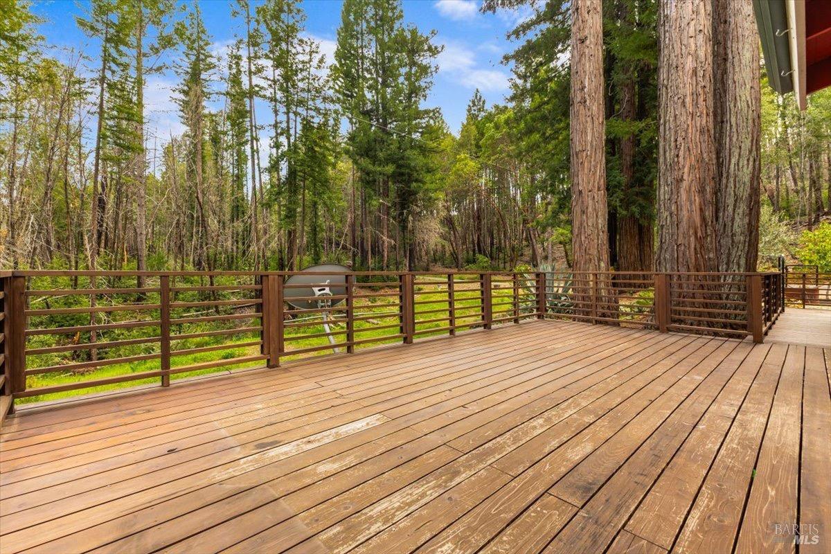 Detail Gallery Image 60 of 72 For 12076 Cloud Ridge Rd, Healdsburg,  CA 95448 - 6 Beds | 4 Baths