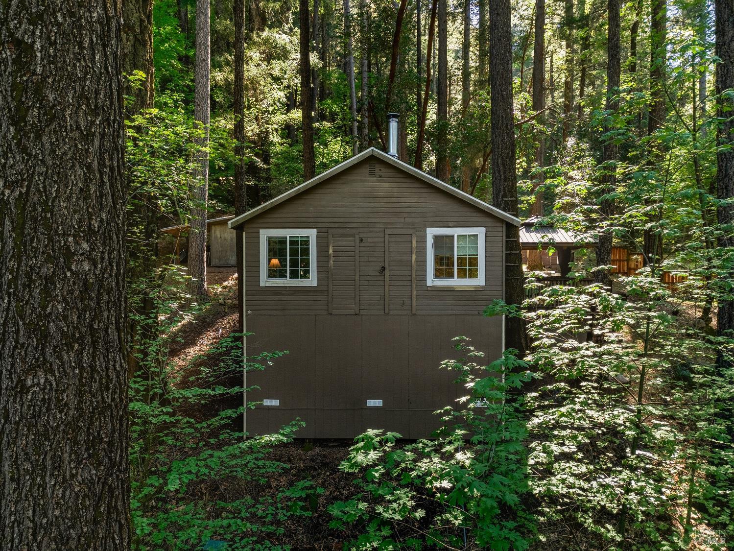 Detail Gallery Image 30 of 47 For 16179 Madrone Blvd, Cobb,  CA 95426 - 1 Beds | 1 Baths