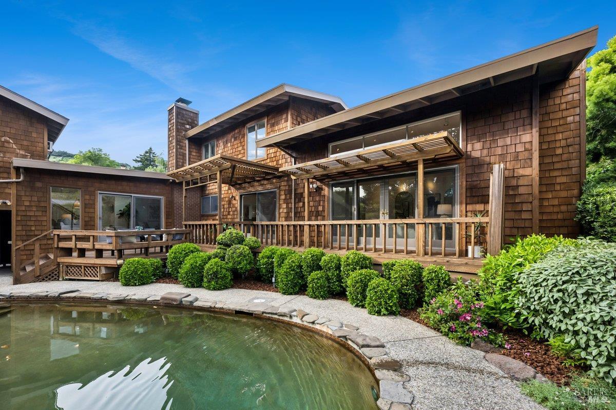 Detail Gallery Image 45 of 76 For 42 Underhill Rd, Mill Valley,  CA 94941 - 3 Beds | 2/1 Baths