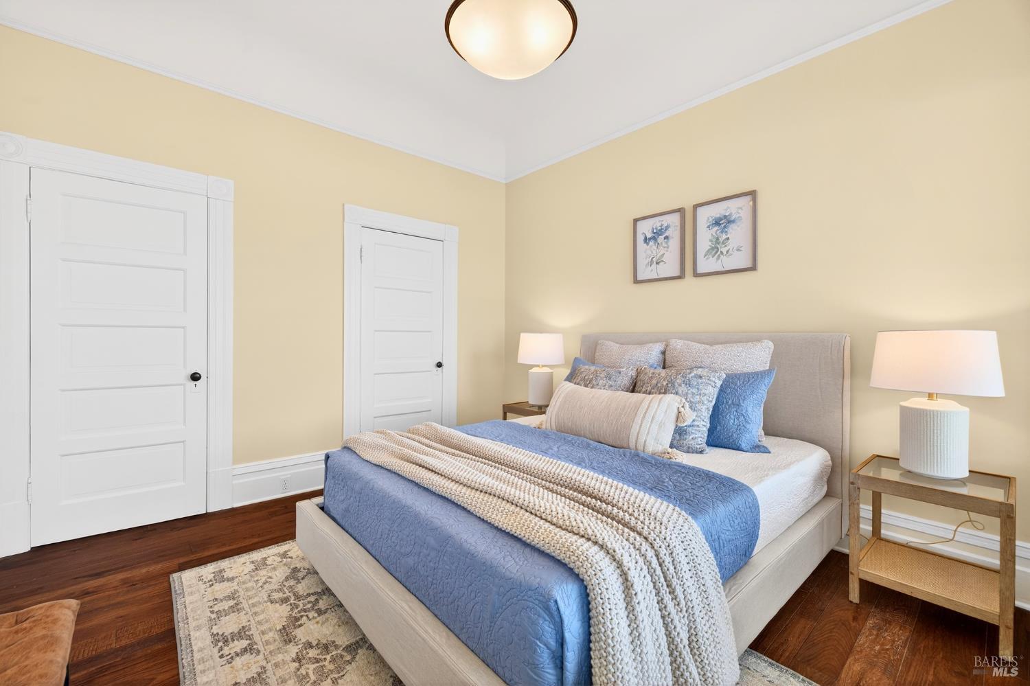 Detail Gallery Image 12 of 32 For 531 E Washington St, Petaluma,  CA 94952 - 3 Beds | 2/1 Baths