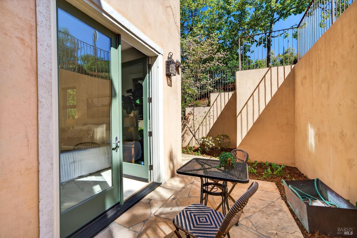 Detail Gallery Image 46 of 76 For 418 Saint Andrews Dr, Napa,  CA 94558 - 5 Beds | 4/2 Baths