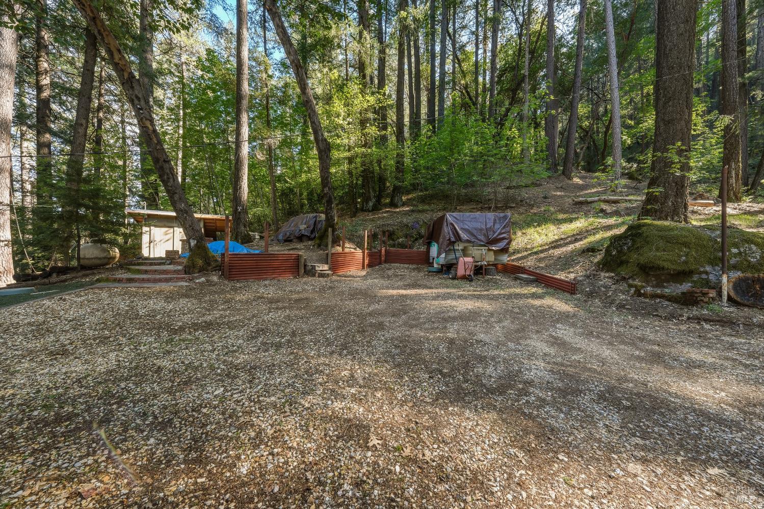 Detail Gallery Image 40 of 47 For 16179 Madrone Blvd, Cobb,  CA 95426 - 1 Beds | 1 Baths