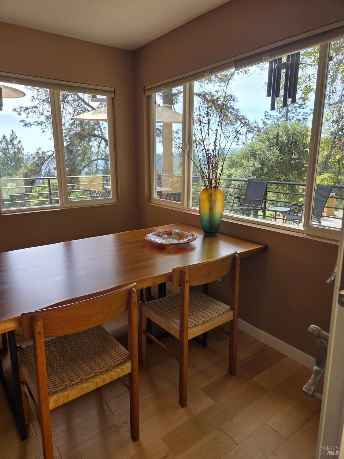 Detail Gallery Image 15 of 64 For 460 Bella Vista Dr, Angwin,  CA 94508 - 5 Beds | 3 Baths