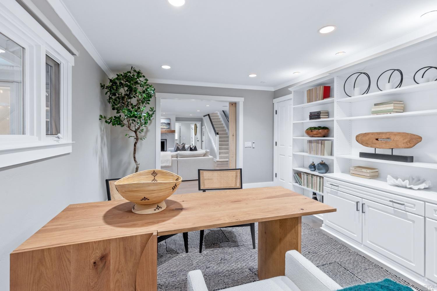 Detail Gallery Image 12 of 31 For 1101 Olive Hill Ln, Napa,  CA 94558 - 5 Beds | 4 Baths