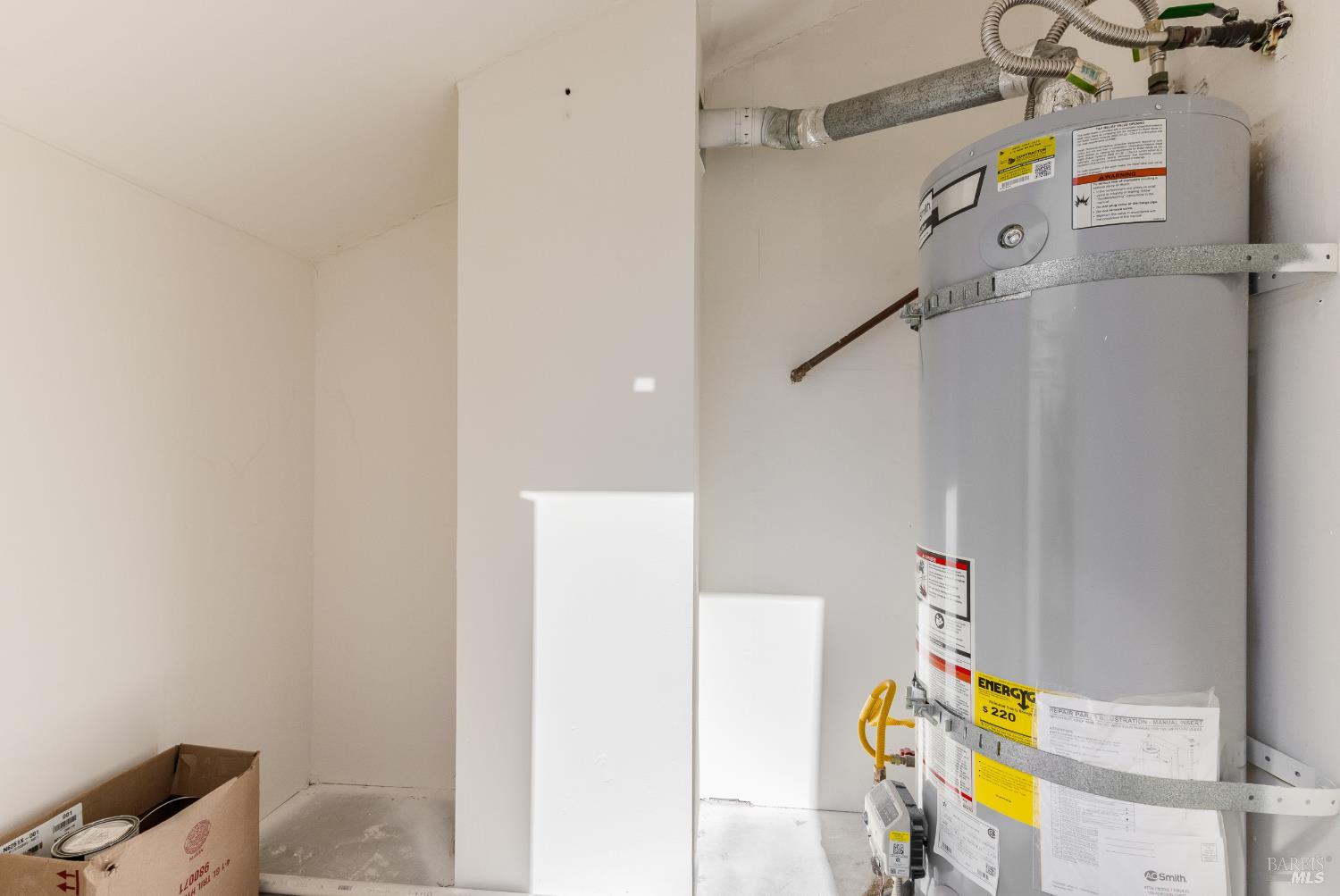 Detail Gallery Image 8 of 22 For 218 Marina Lakes Dr, Richmond,  CA 94804 - 1 Beds | 1 Baths