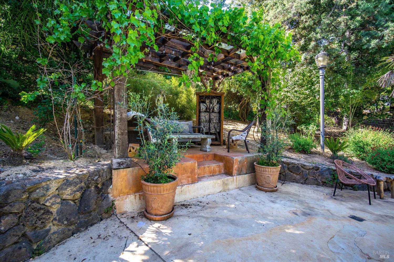 Detail Gallery Image 33 of 44 For 1412 Quail Ct, Santa Rosa,  CA 95404 - 4 Beds | 3 Baths