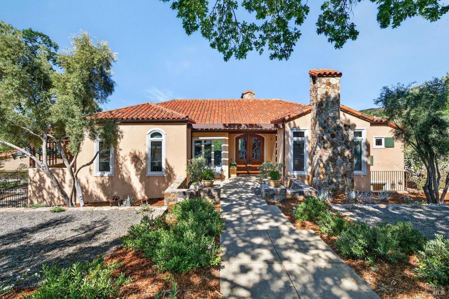 Detail Gallery Image 72 of 76 For 418 Saint Andrews Dr, Napa,  CA 94558 - 5 Beds | 4/2 Baths