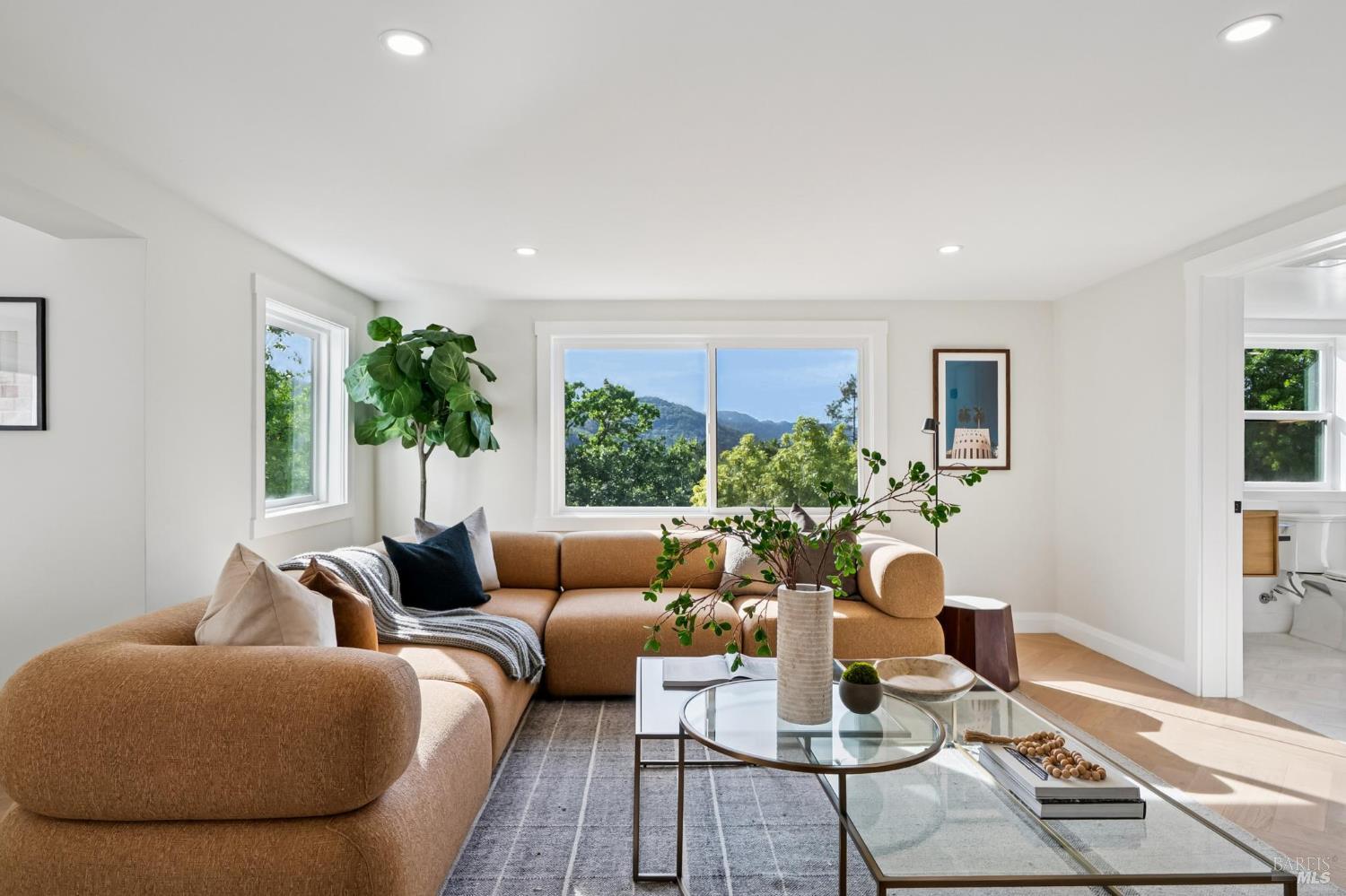 Detail Gallery Image 74 of 93 For 88 Lincoln Park Unkn, San Anselmo,  CA 94960 - 4 Beds | 4/1 Baths