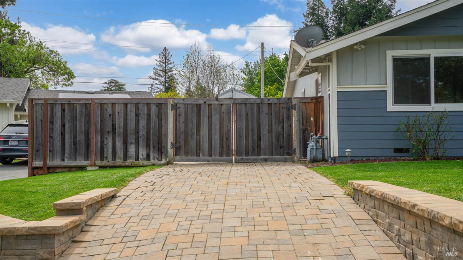 Detail Gallery Image 5 of 62 For 2 Montego Pl, Danville,  CA 94526 - 3 Beds | 2 Baths