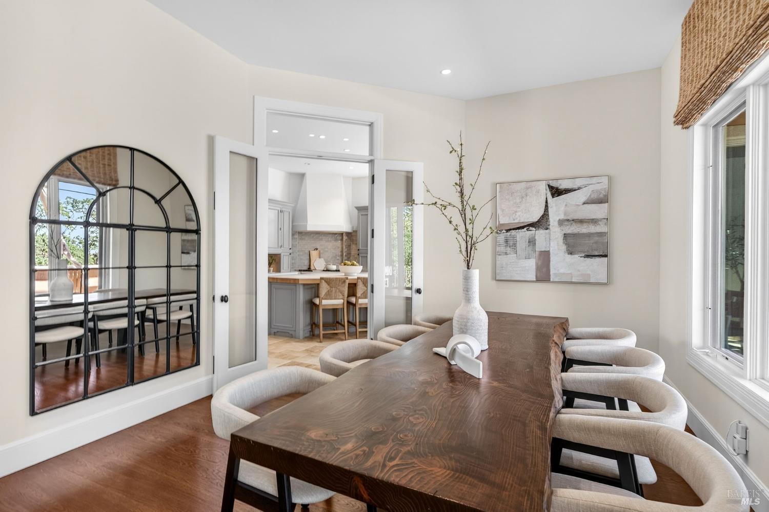 Detail Gallery Image 15 of 76 For 418 Saint Andrews Dr, Napa,  CA 94558 - 5 Beds | 4/2 Baths