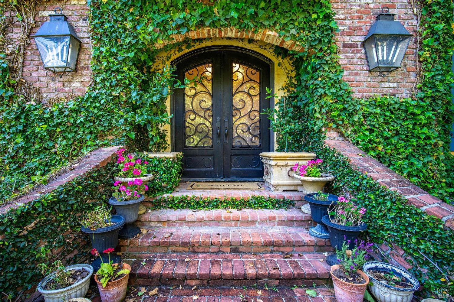 Detail Gallery Image 2 of 44 For 1412 Quail Ct, Santa Rosa,  CA 95404 - 4 Beds | 3 Baths