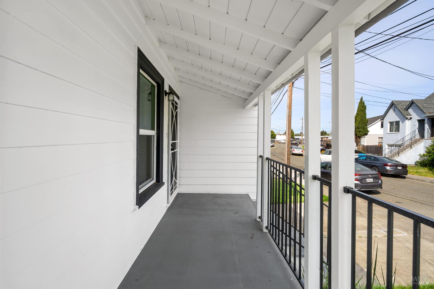 Detail Gallery Image 4 of 34 For 215 Hampshire St, Vallejo,  CA 94590 - 2 Beds | 1 Baths