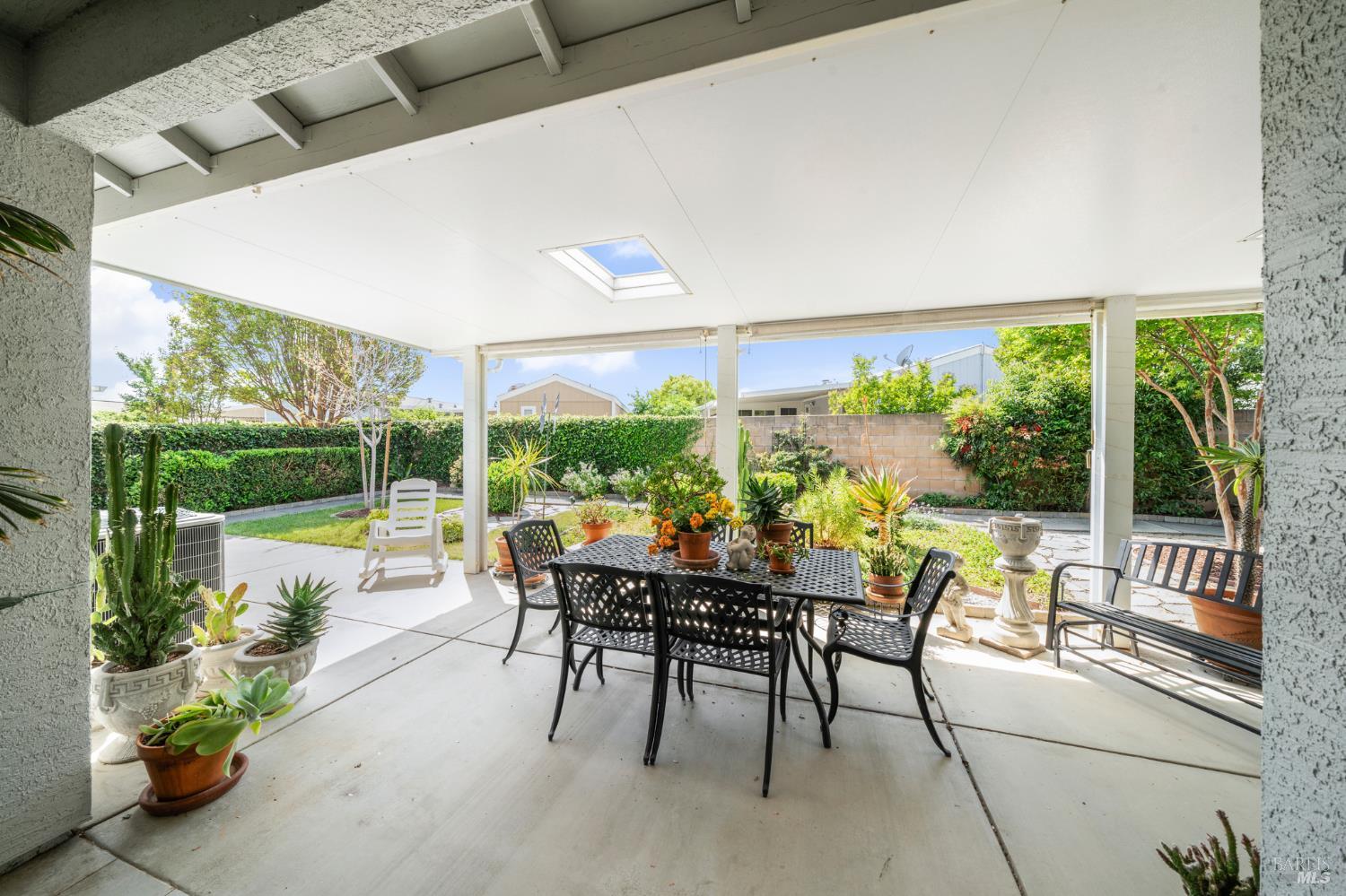 Detail Gallery Image 43 of 62 For 208 Mandarin Cir, Vacaville,  CA 95687 - 2 Beds | 2 Baths