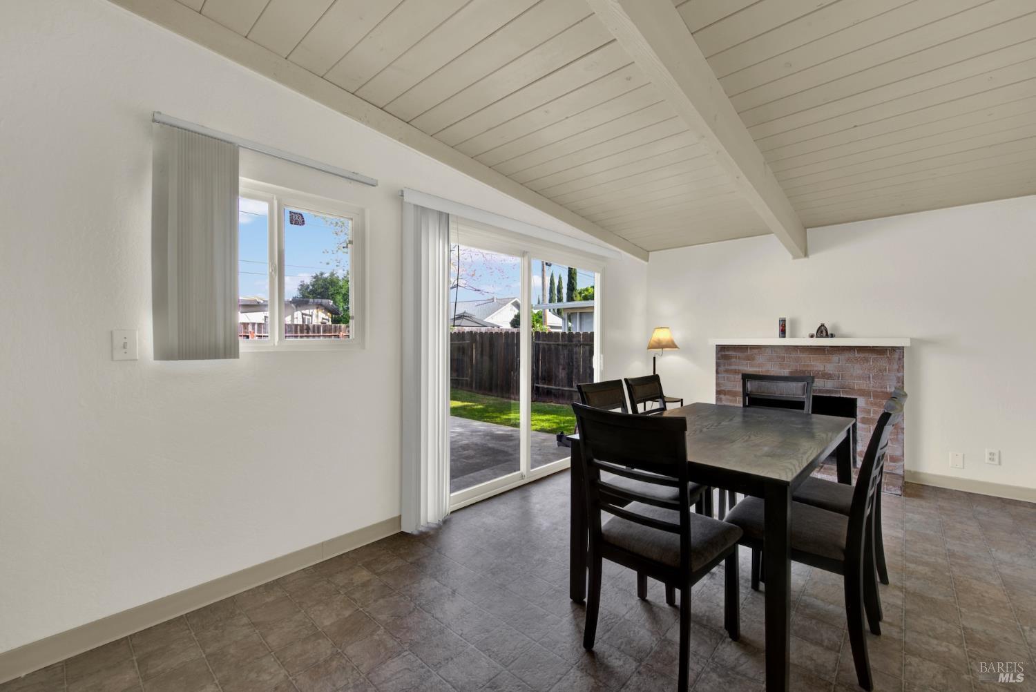 Detail Gallery Image 25 of 58 For 606 E Tennessee St, Fairfield,  CA 94533 - 3 Beds | 2 Baths