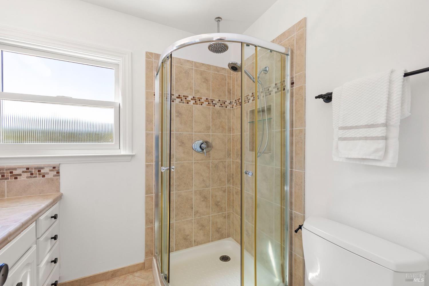 Detail Gallery Image 57 of 93 For 184 Cobblestone Dr, San Rafael,  CA 94903 - 4 Beds | 2 Baths