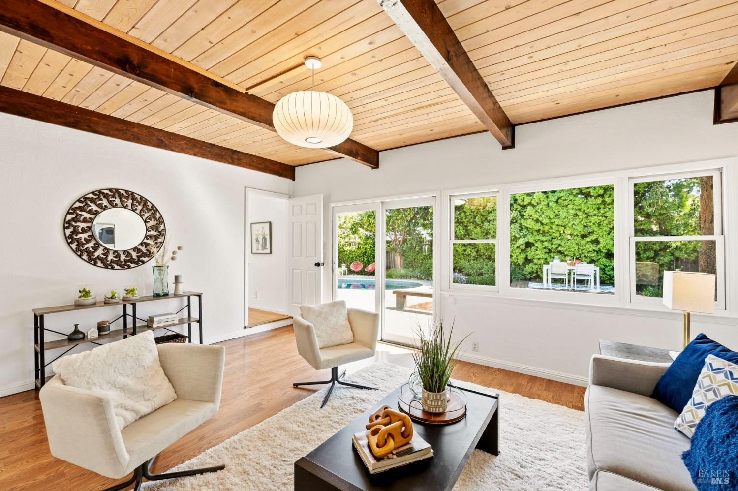 Detail Gallery Image 46 of 93 For 184 Cobblestone Dr, San Rafael,  CA 94903 - 4 Beds | 2 Baths