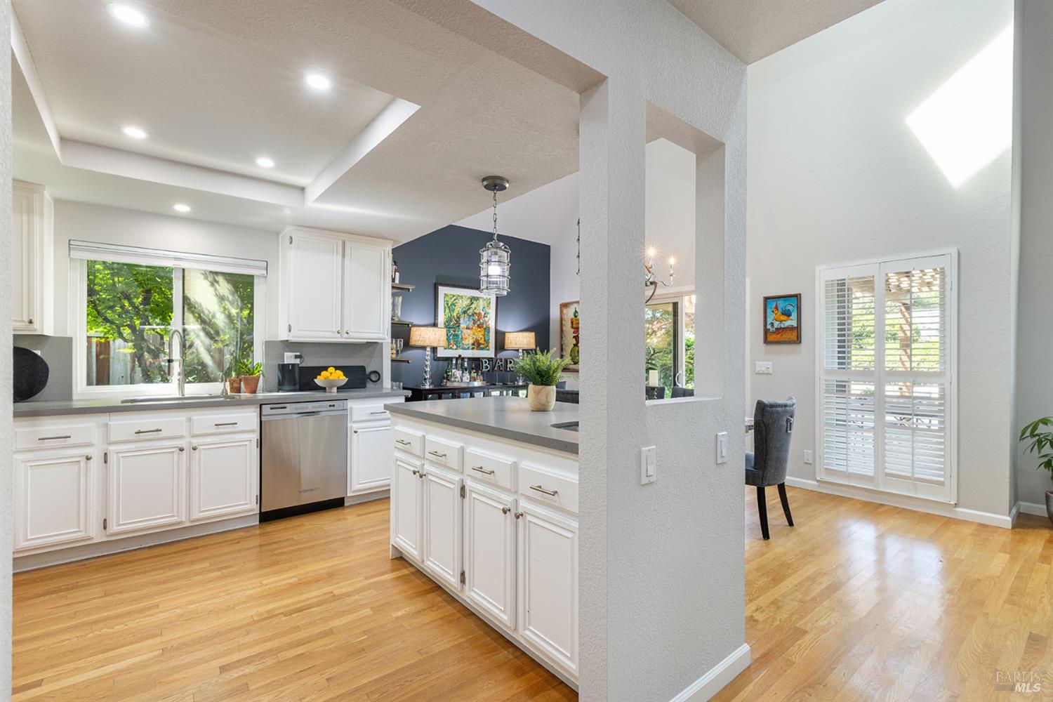 Detail Gallery Image 11 of 50 For 1922 Oak Cir, Yountville,  CA 94599 - 3 Beds | 2 Baths