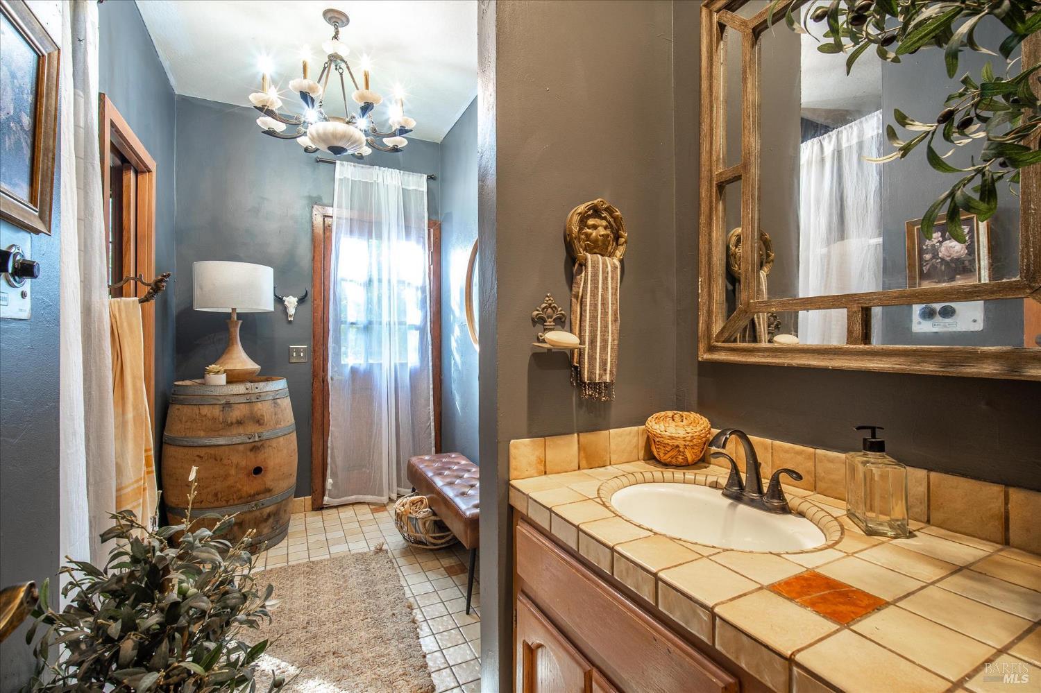 Detail Gallery Image 28 of 44 For 1412 Quail Ct, Santa Rosa,  CA 95404 - 4 Beds | 3 Baths