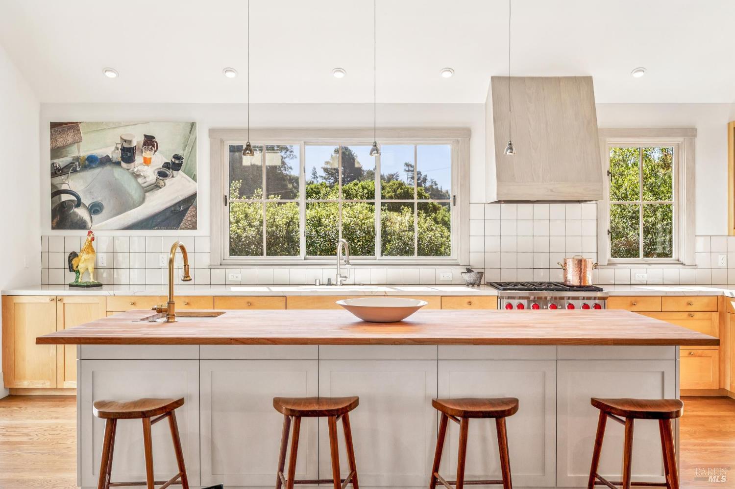 Detail Gallery Image 6 of 61 For 512 Browning Ct, Mill Valley,  CA 94941 - 4 Beds | 3 Baths