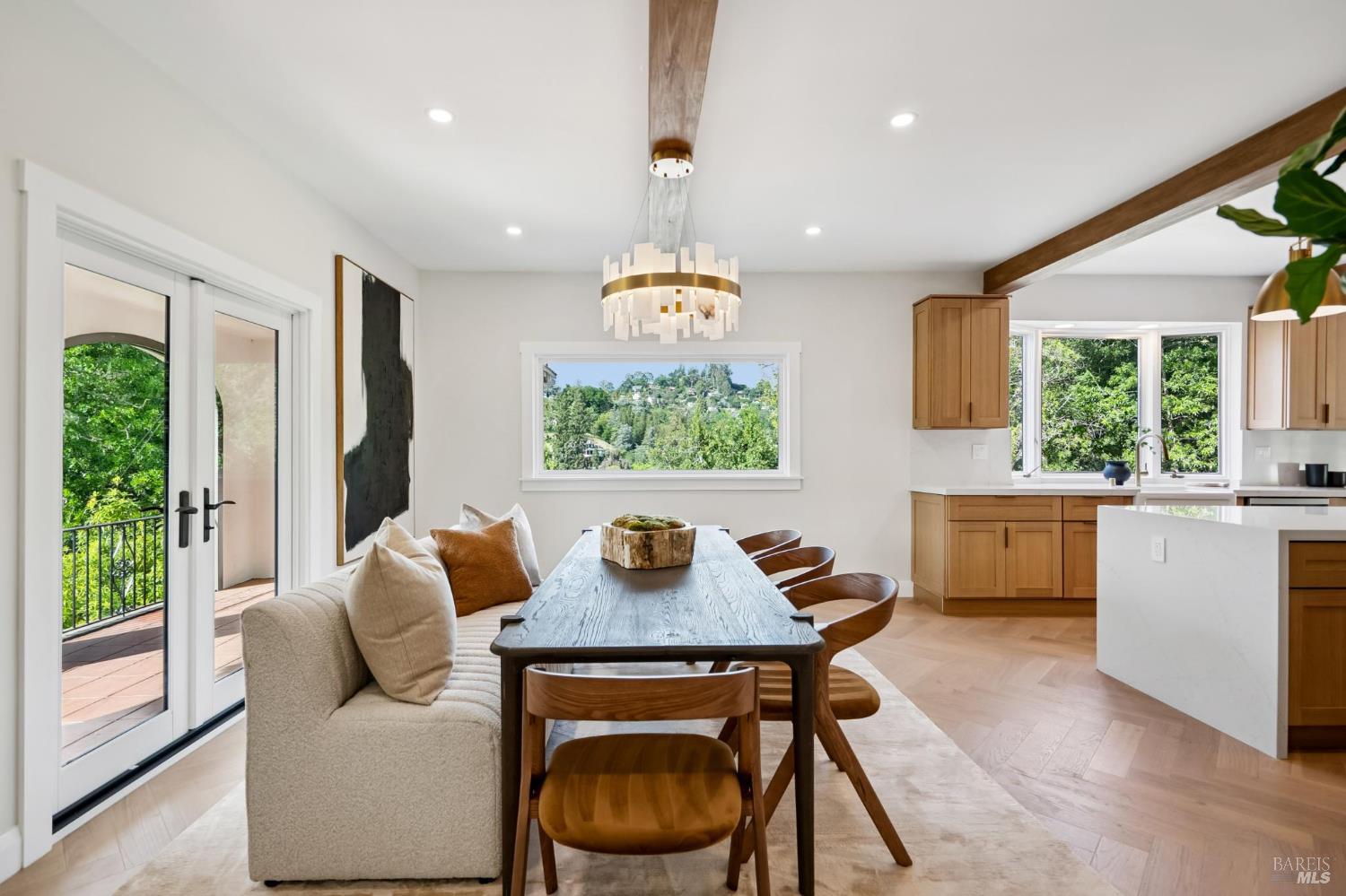 Detail Gallery Image 7 of 93 For 88 Lincoln Park Unkn, San Anselmo,  CA 94960 - 4 Beds | 4/1 Baths