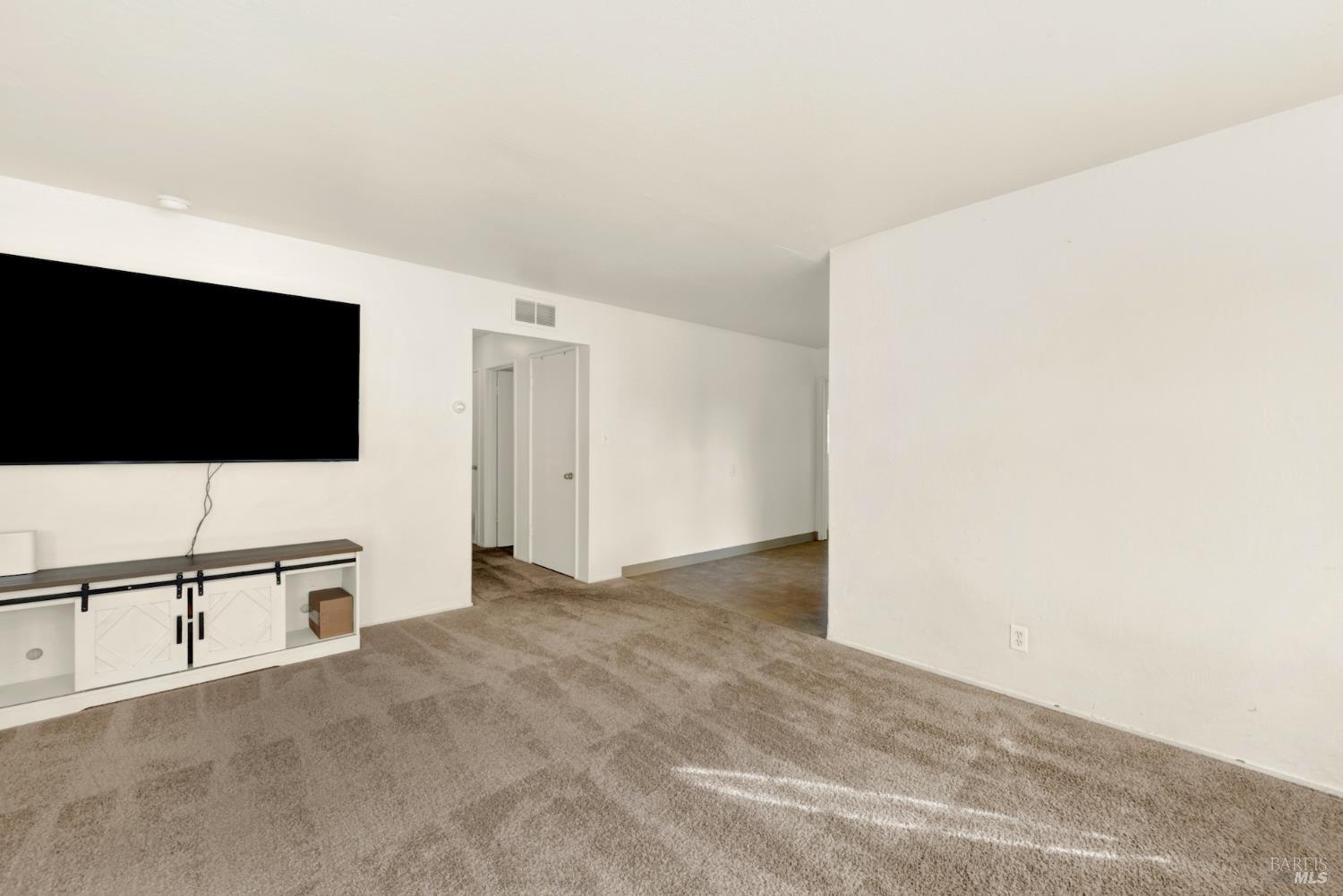 Detail Gallery Image 16 of 58 For 606 E Tennessee St, Fairfield,  CA 94533 - 3 Beds | 2 Baths