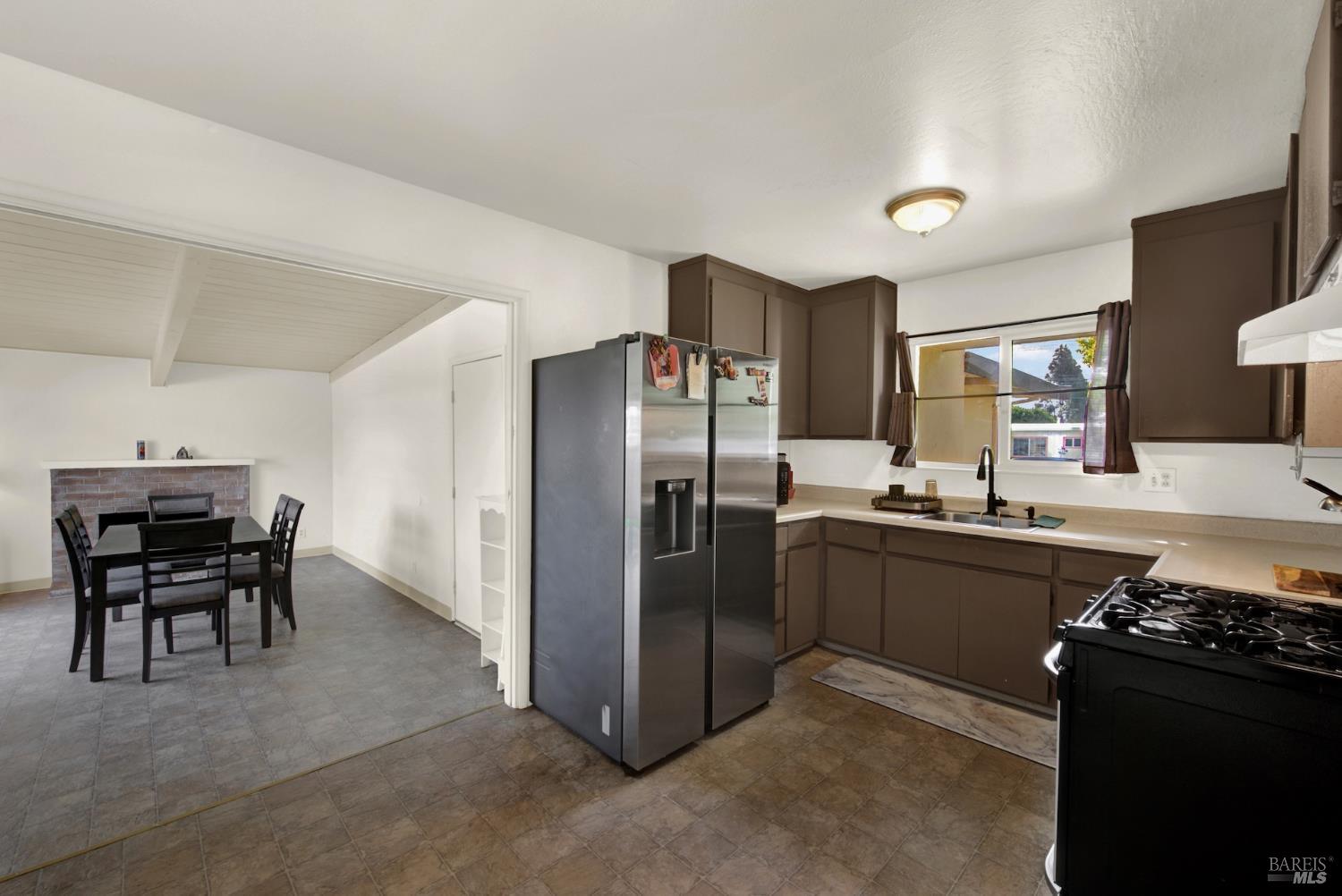 Detail Gallery Image 18 of 58 For 606 E Tennessee St, Fairfield,  CA 94533 - 3 Beds | 2 Baths