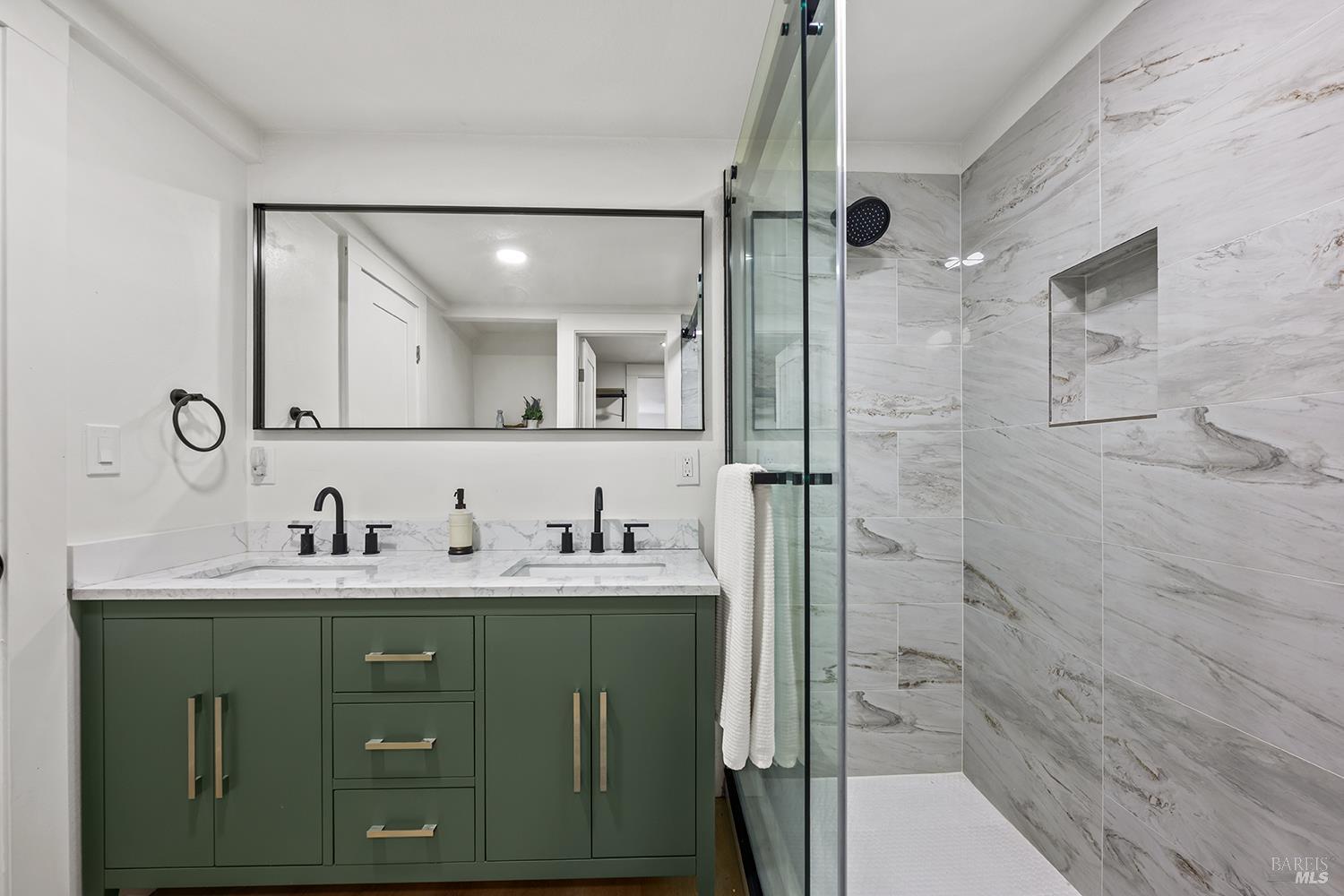 Detail Gallery Image 17 of 36 For 16017 Palo Alto Dr, Guerneville,  CA 95446 - 2 Beds | 2 Baths