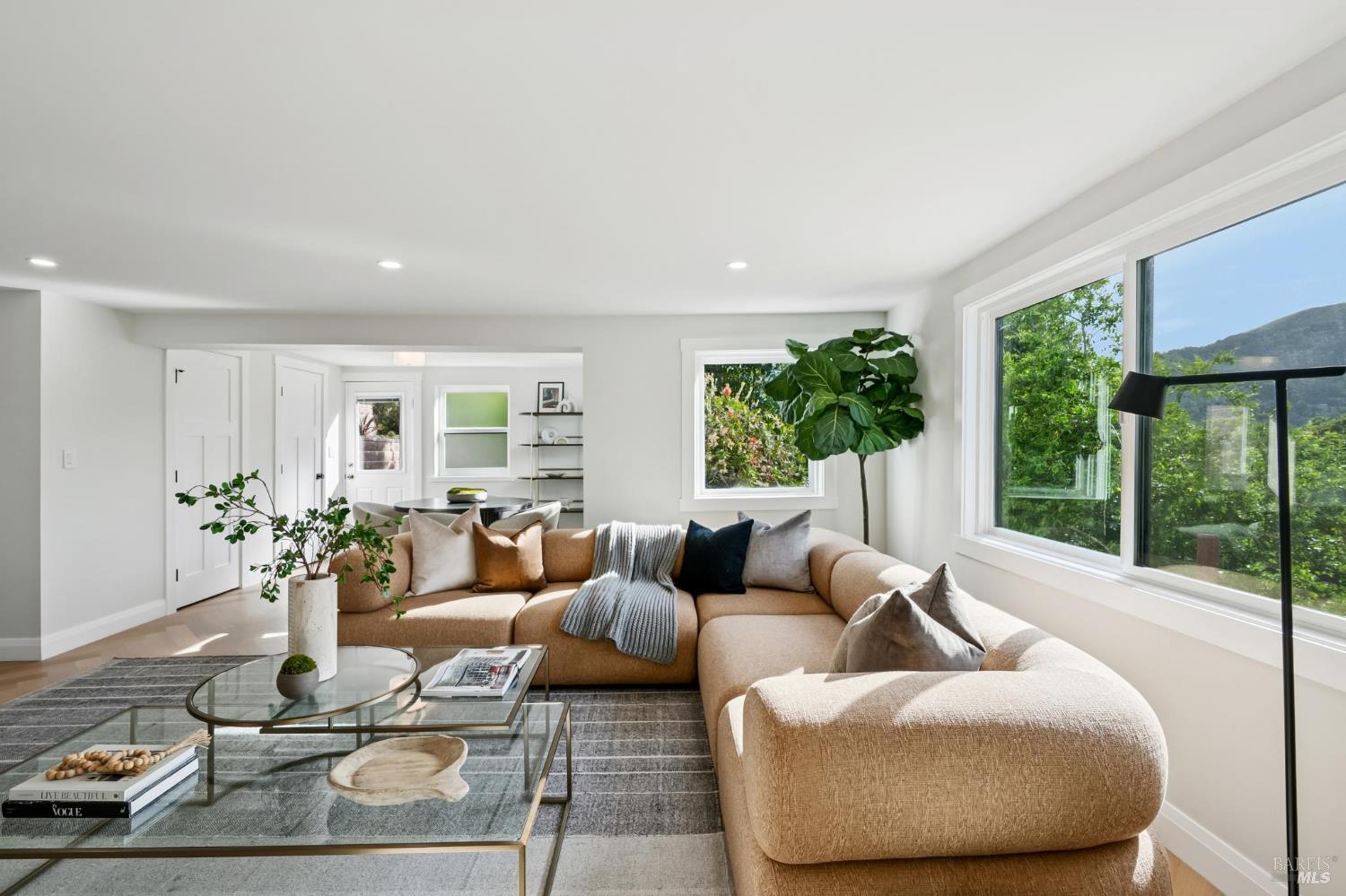 Detail Gallery Image 81 of 93 For 88 Lincoln Park Unkn, San Anselmo,  CA 94960 - 4 Beds | 4/1 Baths