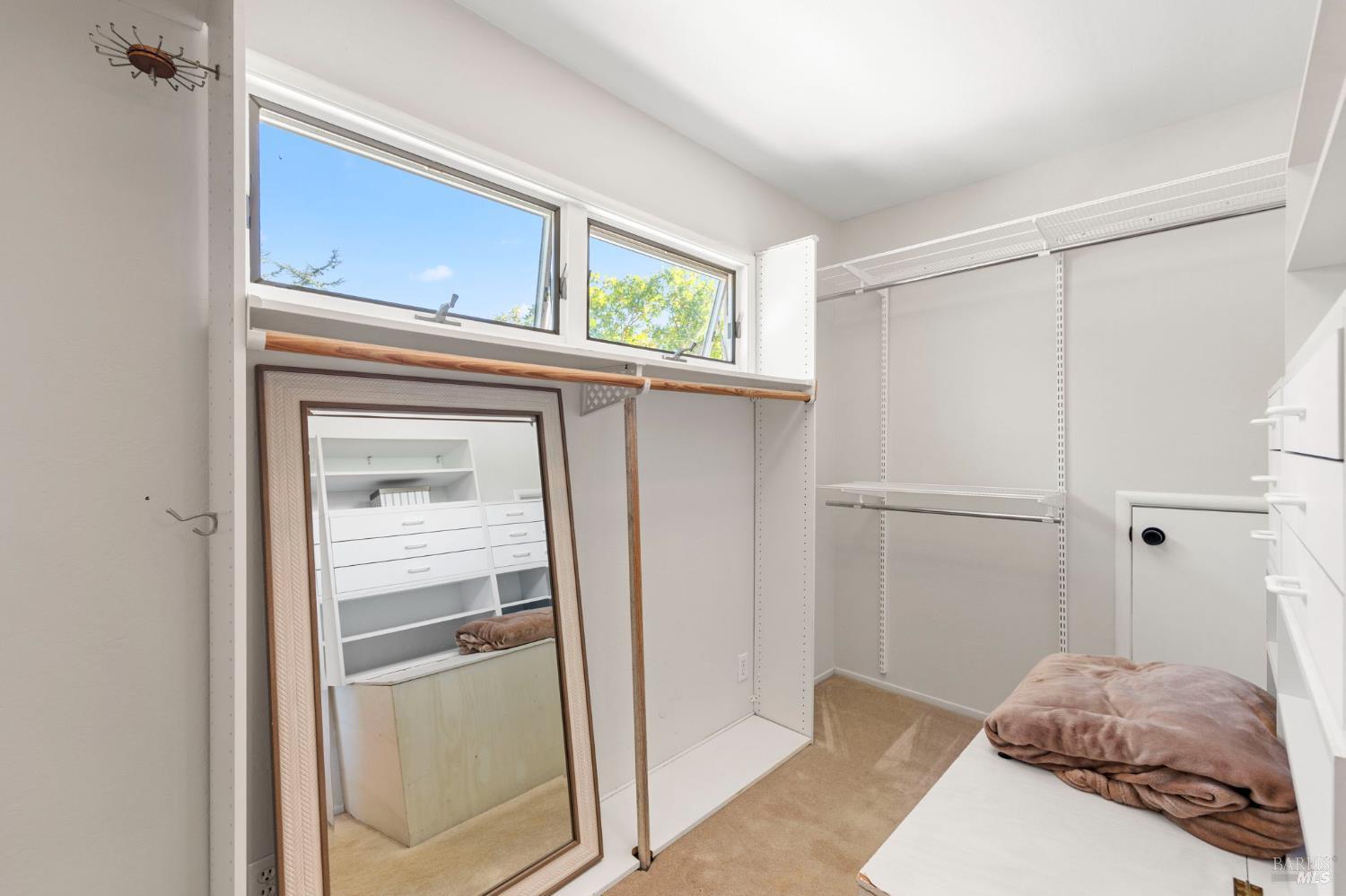 Detail Gallery Image 52 of 93 For 184 Cobblestone Dr, San Rafael,  CA 94903 - 4 Beds | 2 Baths