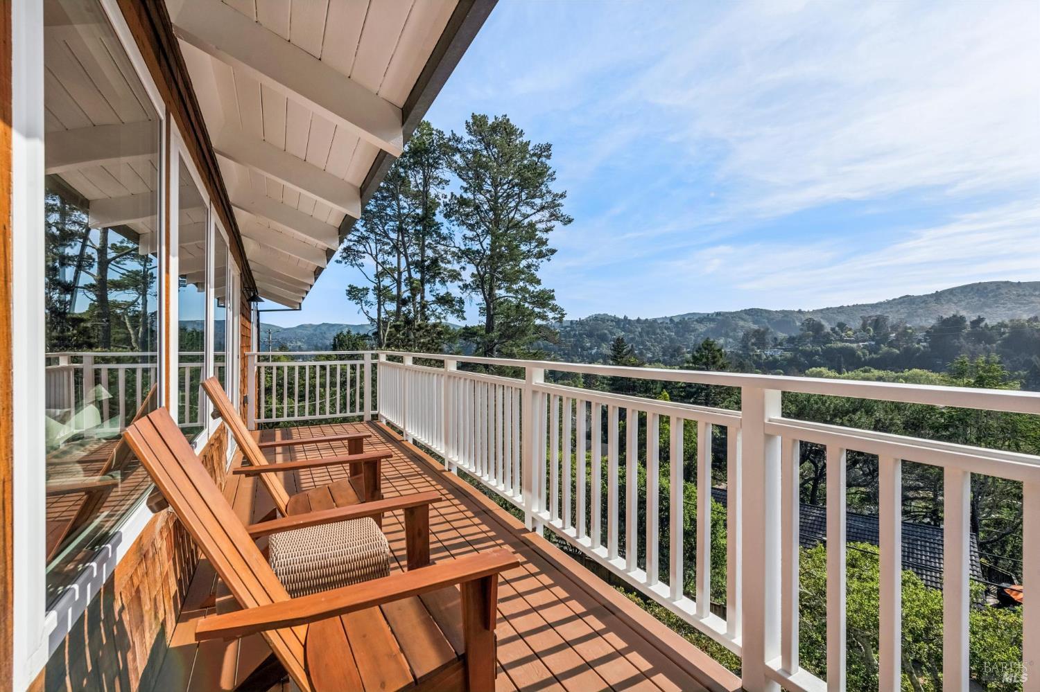 Detail Gallery Image 5 of 61 For 120 E Manor Dr, Mill Valley,  CA 94941 - 3 Beds | 3 Baths