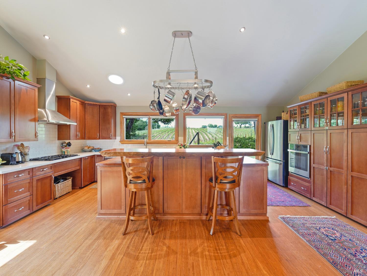 Detail Gallery Image 27 of 57 For 10463 Mill Station Rd, Sebastopol,  CA 95472 - 3 Beds | 2 Baths