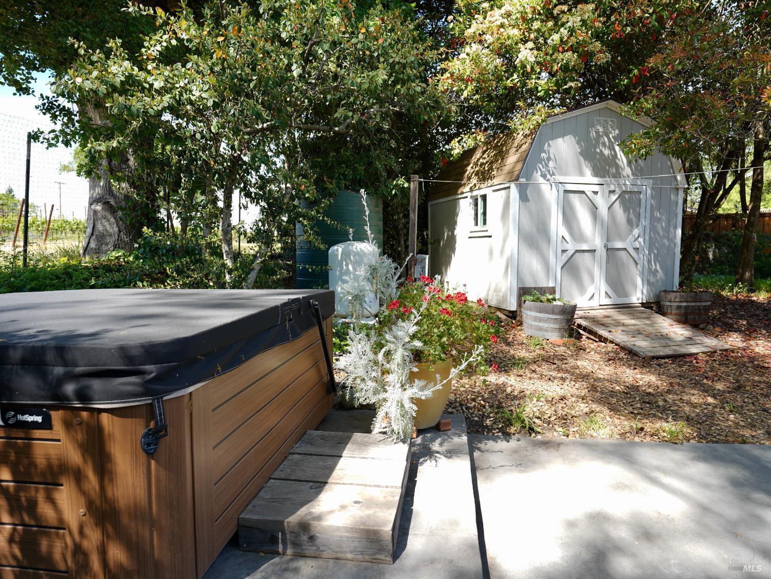 Detail Gallery Image 34 of 57 For 10463 Mill Station Rd, Sebastopol,  CA 95472 - 3 Beds | 2 Baths