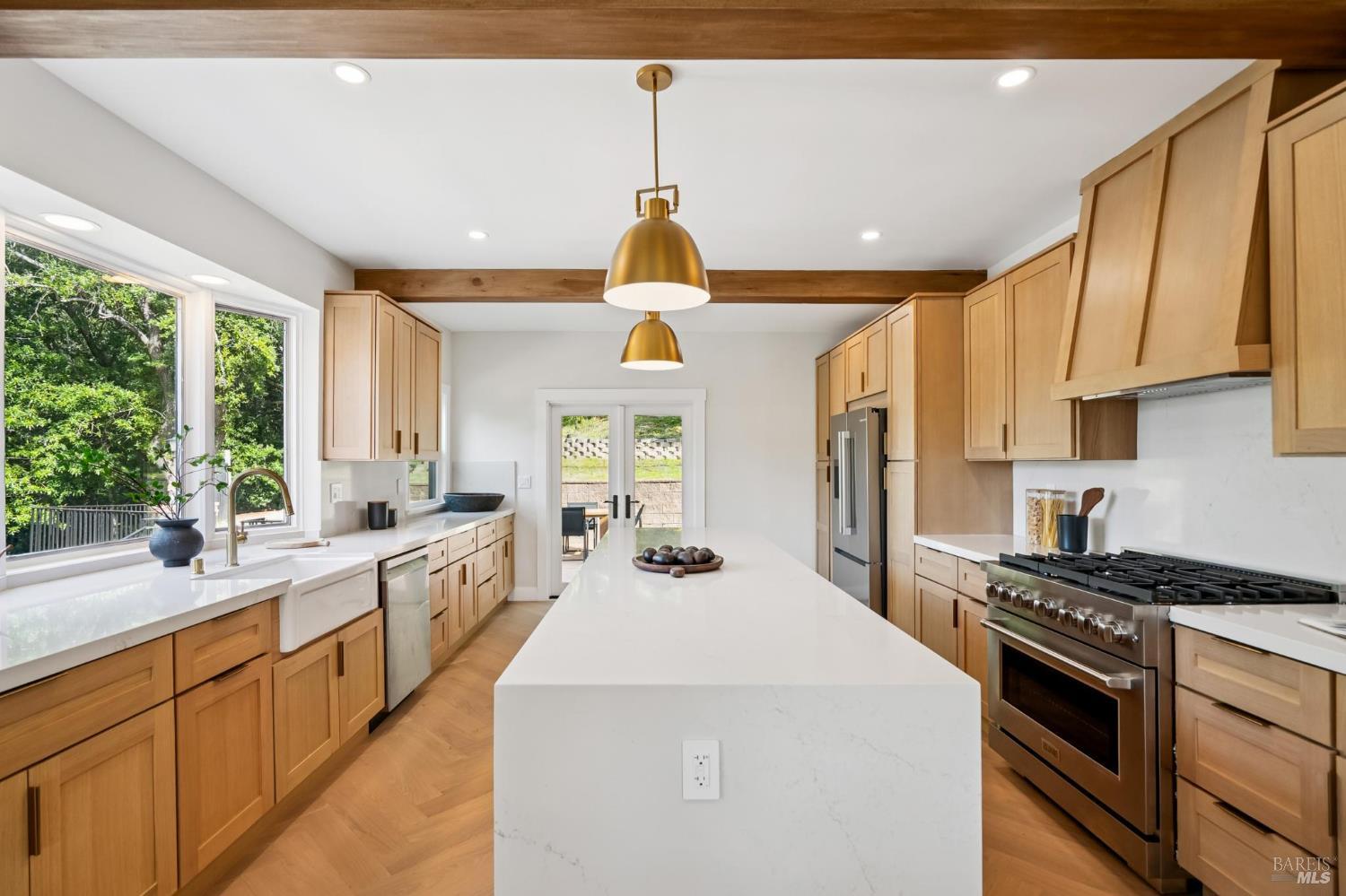 Detail Gallery Image 13 of 93 For 88 Lincoln Park Unkn, San Anselmo,  CA 94960 - 4 Beds | 4/1 Baths