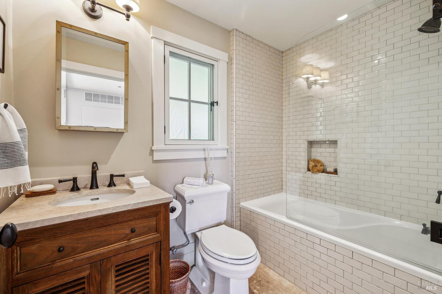 Detail Gallery Image 37 of 61 For 512 Browning Ct, Mill Valley,  CA 94941 - 4 Beds | 3 Baths