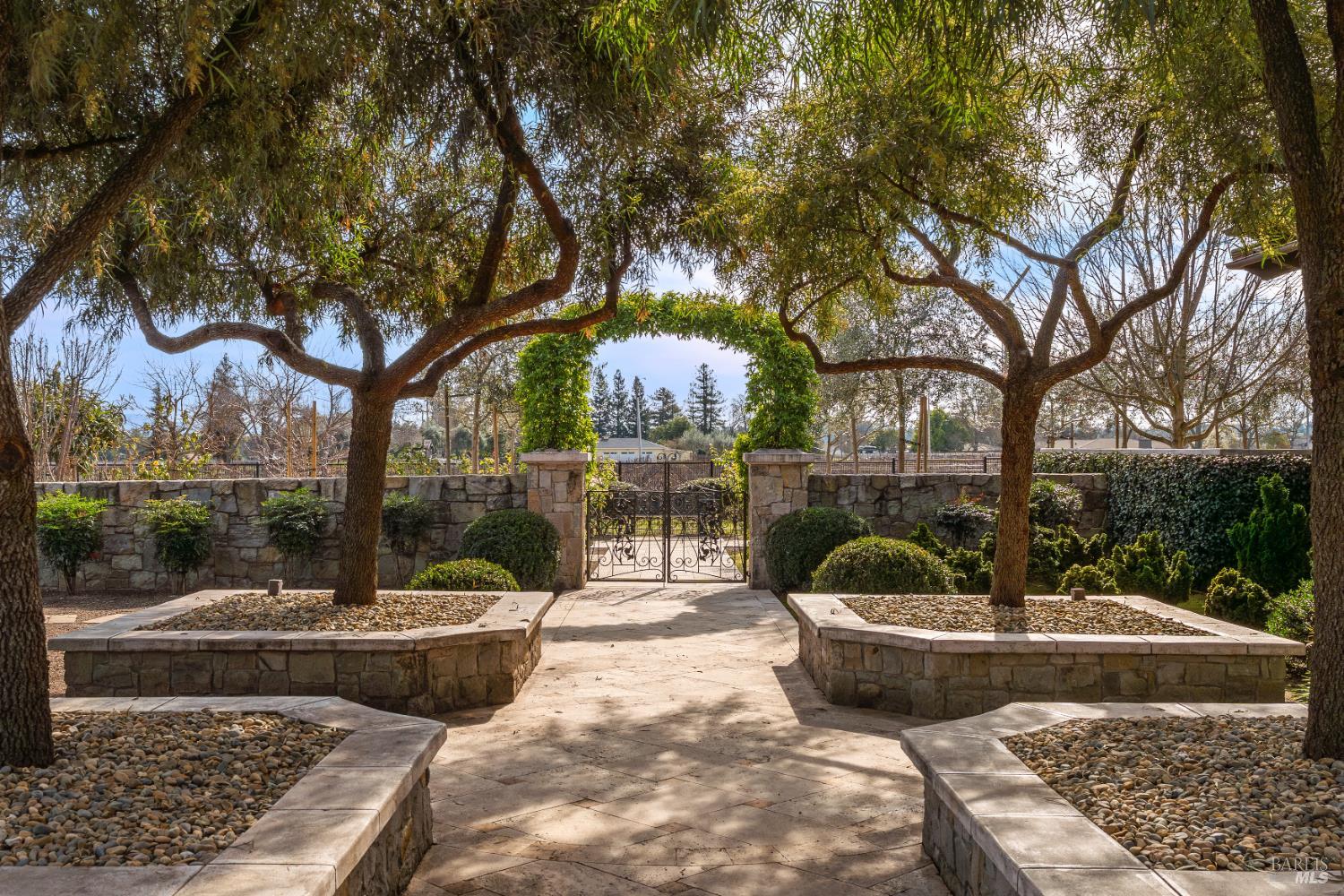 Detail Gallery Image 64 of 74 For 21 Vista Ranch Rd, Napa,  CA 94558 - 4 Beds | 4/1 Baths