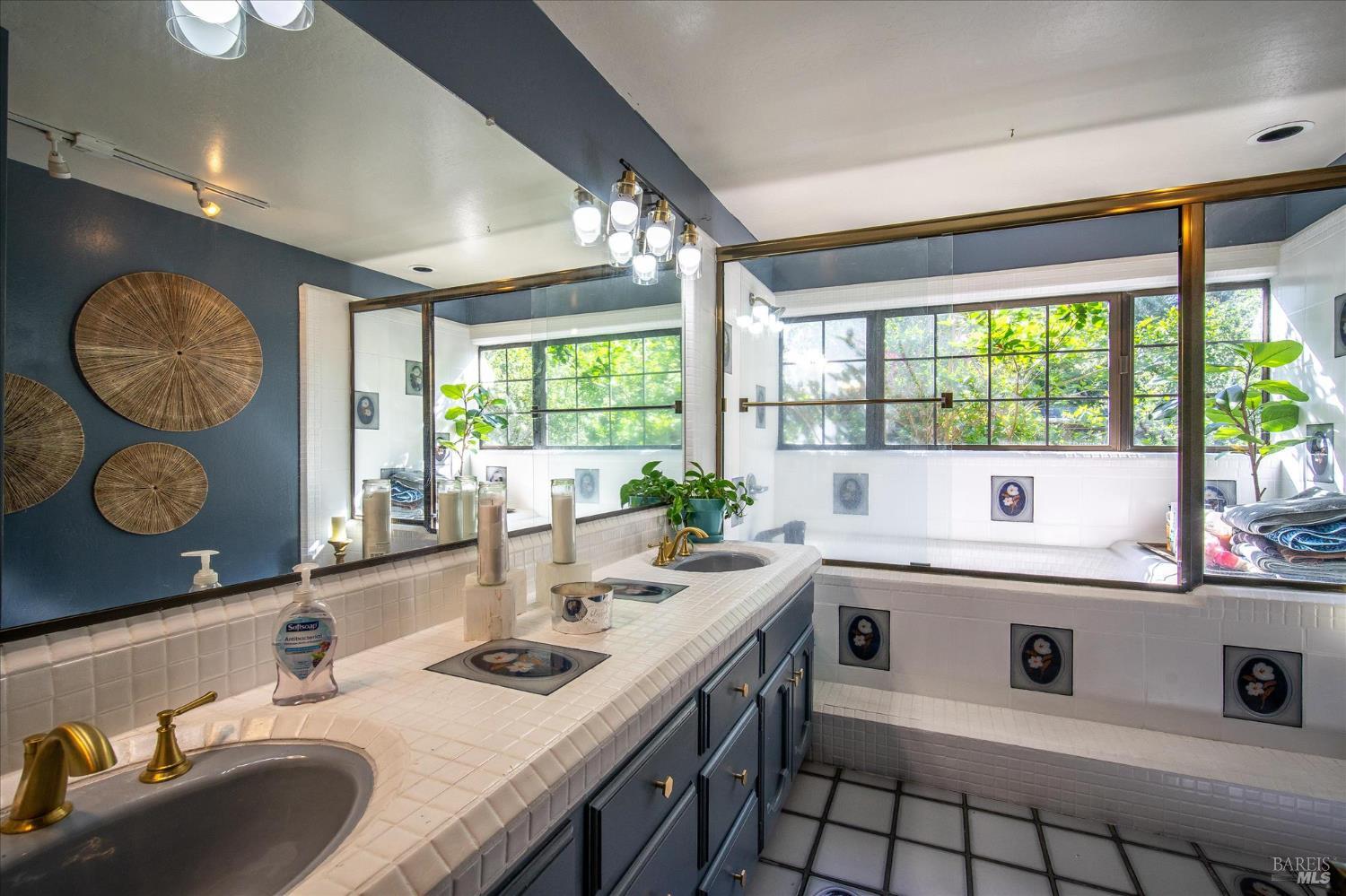 Detail Gallery Image 27 of 44 For 1412 Quail Ct, Santa Rosa,  CA 95404 - 4 Beds | 3 Baths