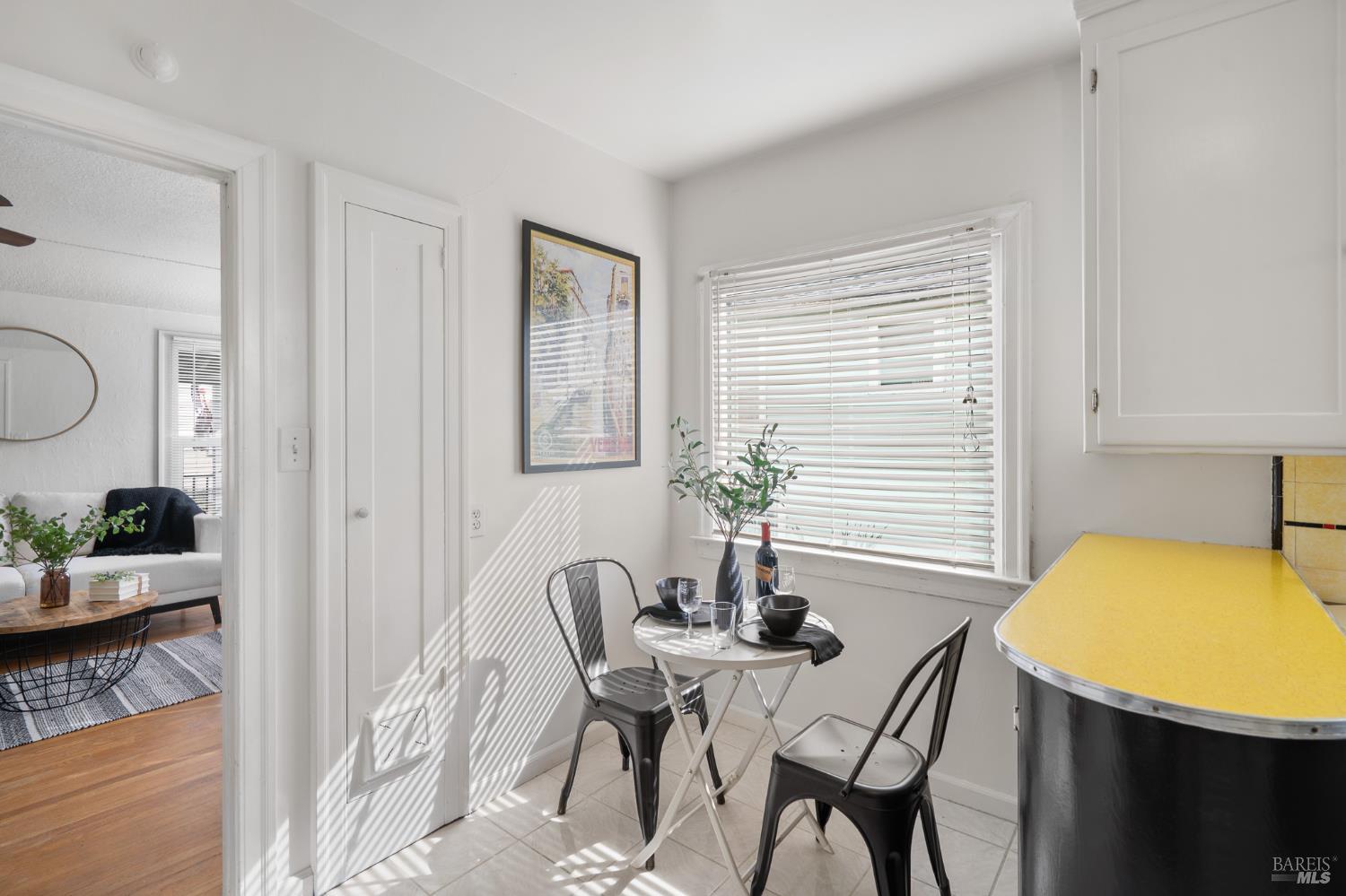 Detail Gallery Image 19 of 34 For 215 Hampshire St, Vallejo,  CA 94590 - 2 Beds | 1 Baths