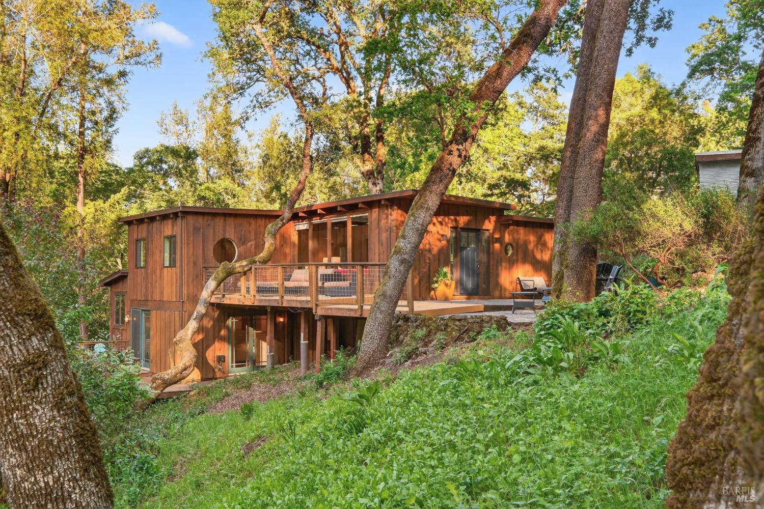 Detail Gallery Image 43 of 48 For 116 Hill Rd, Glen Ellen,  CA 95442 - 2 Beds | 2 Baths