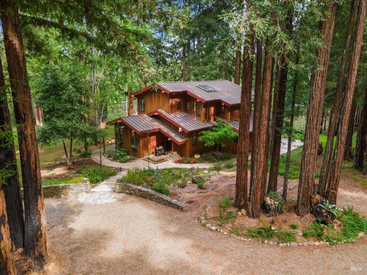 Detail Gallery Image 5 of 72 For 12076 Cloud Ridge Rd, Healdsburg,  CA 95448 - 6 Beds | 4 Baths