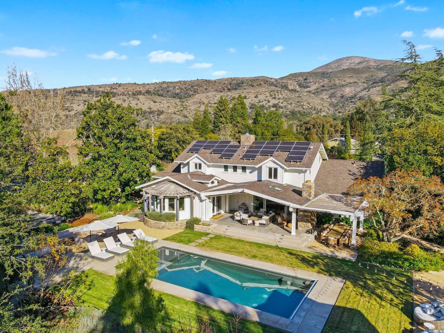 Detail Gallery Image 29 of 31 For 1101 Olive Hill Ln, Napa,  CA 94558 - 5 Beds | 4 Baths