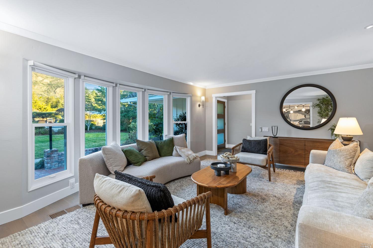 Detail Gallery Image 7 of 31 For 1101 Olive Hill Ln, Napa,  CA 94558 - 5 Beds | 4 Baths