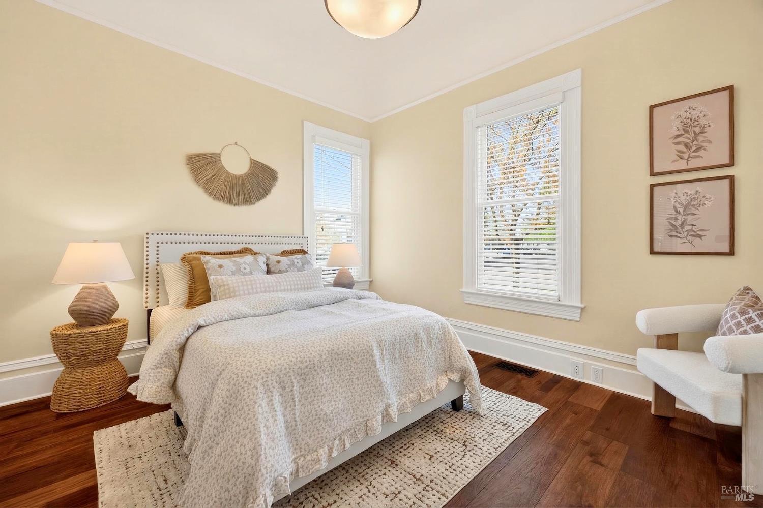 Detail Gallery Image 19 of 32 For 531 E Washington St, Petaluma,  CA 94952 - 3 Beds | 2/1 Baths