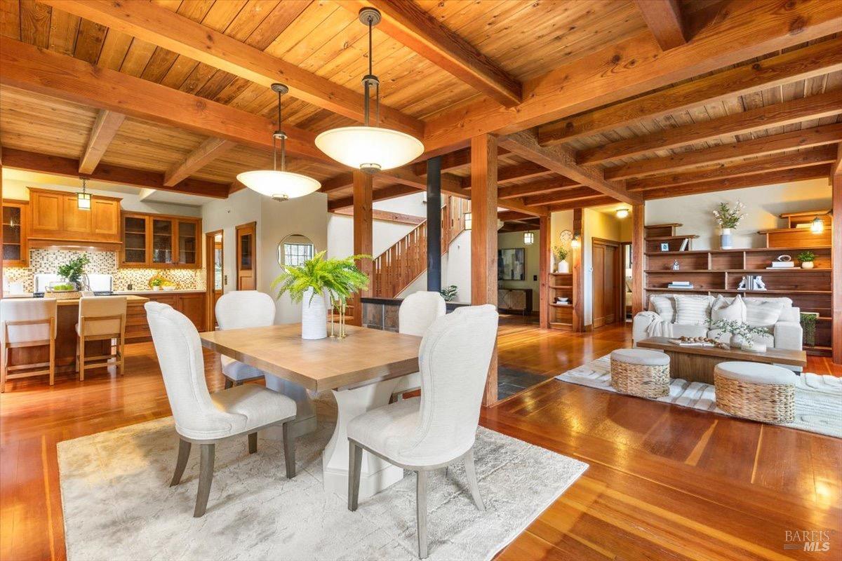 Detail Gallery Image 12 of 72 For 12076 Cloud Ridge Rd, Healdsburg,  CA 95448 - 6 Beds | 4 Baths