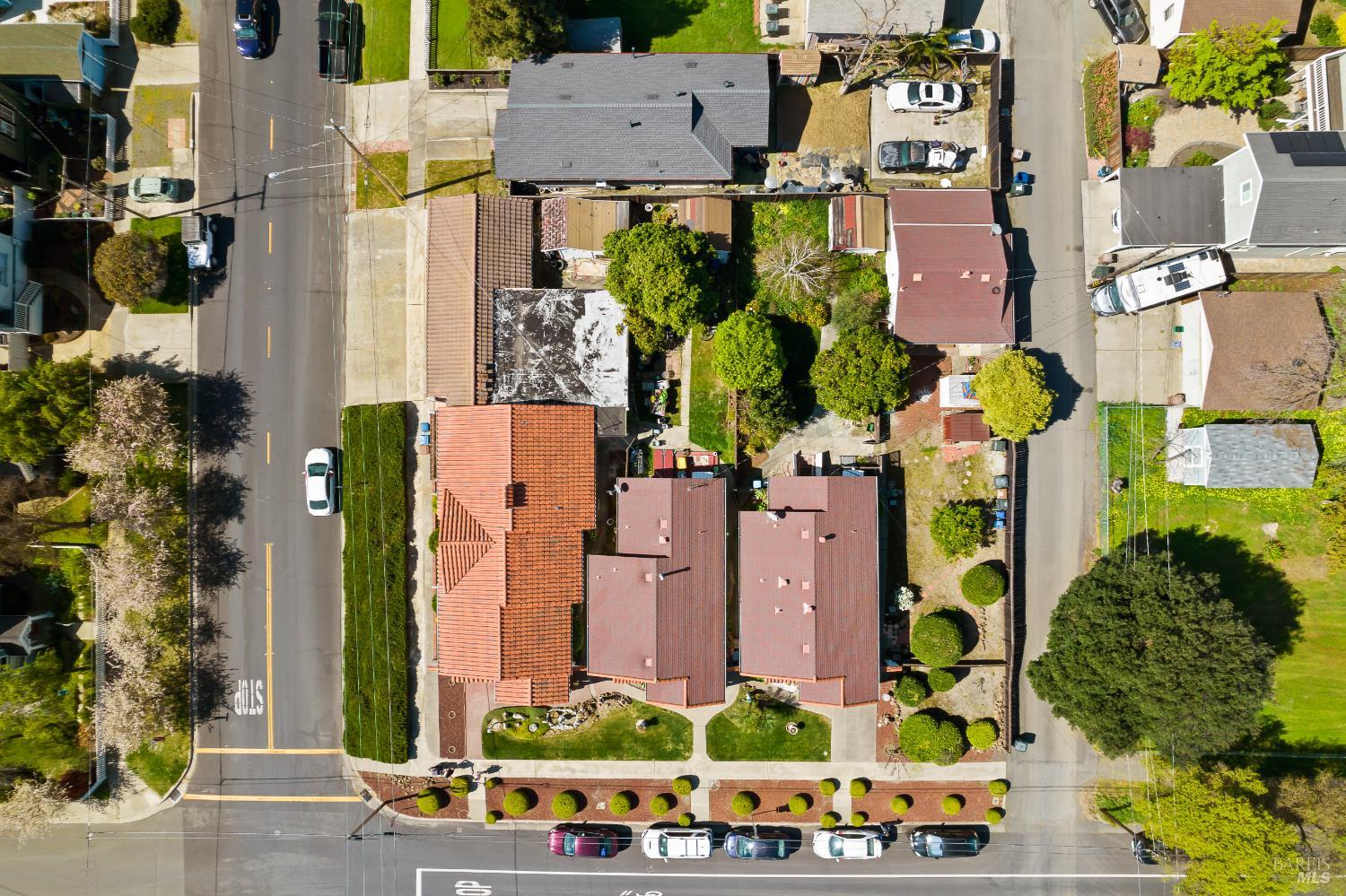 Detail Gallery Image 16 of 27 For 803 E 5th St, Benicia,  CA 94510 - 6 Beds | 4/1 Baths