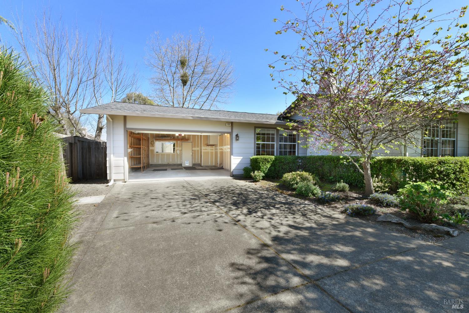 Detail Gallery Image 38 of 42 For 135 Fulton Pl, Windsor,  CA 95492 - 4 Beds | 3 Baths