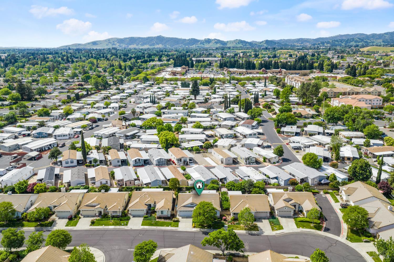 Detail Gallery Image 61 of 62 For 208 Mandarin Cir, Vacaville,  CA 95687 - 2 Beds | 2 Baths