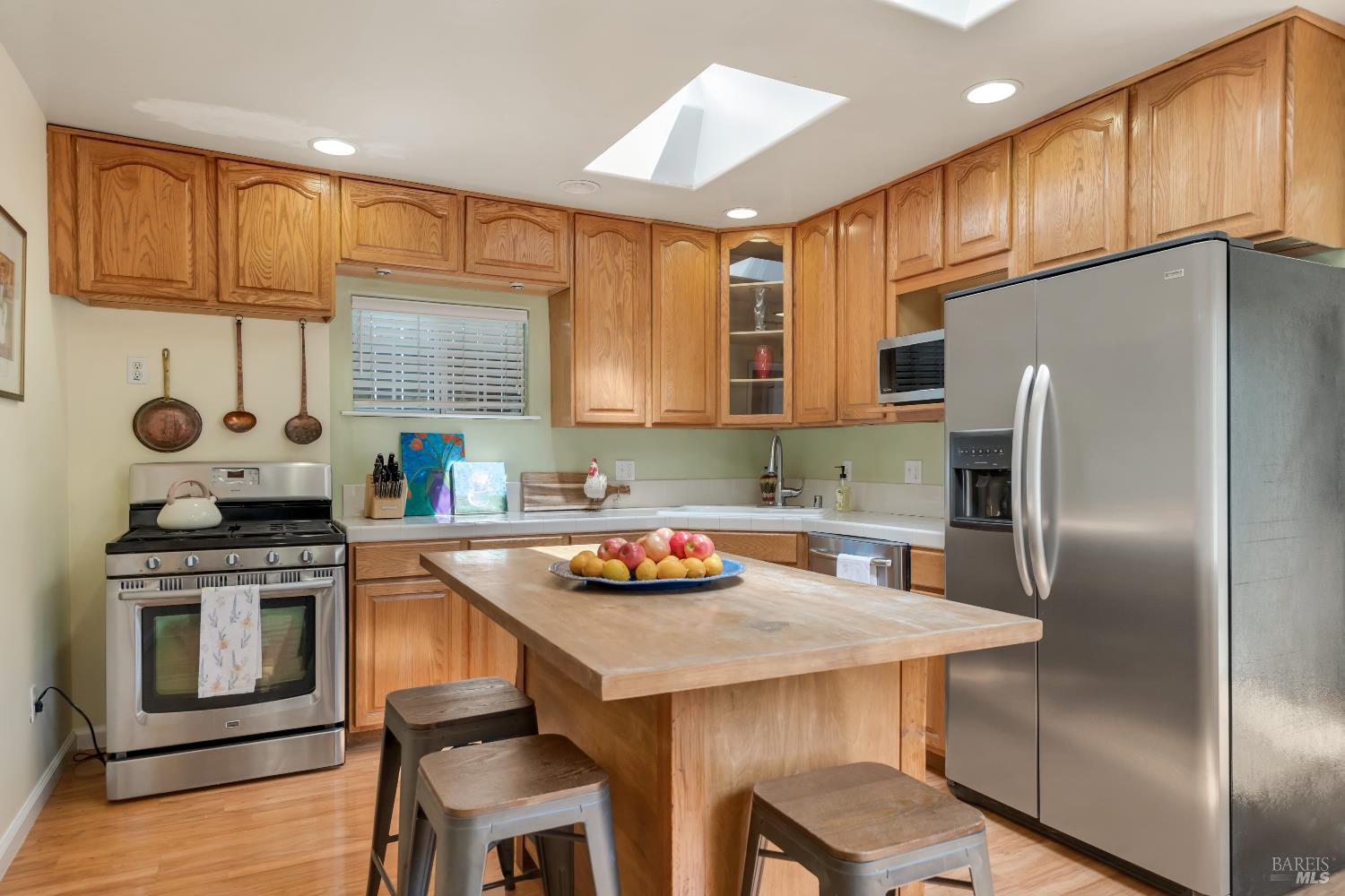 Detail Gallery Image 18 of 47 For 550 Thomson Ave, Sonoma,  CA 95476 - 2 Beds | 1 Baths