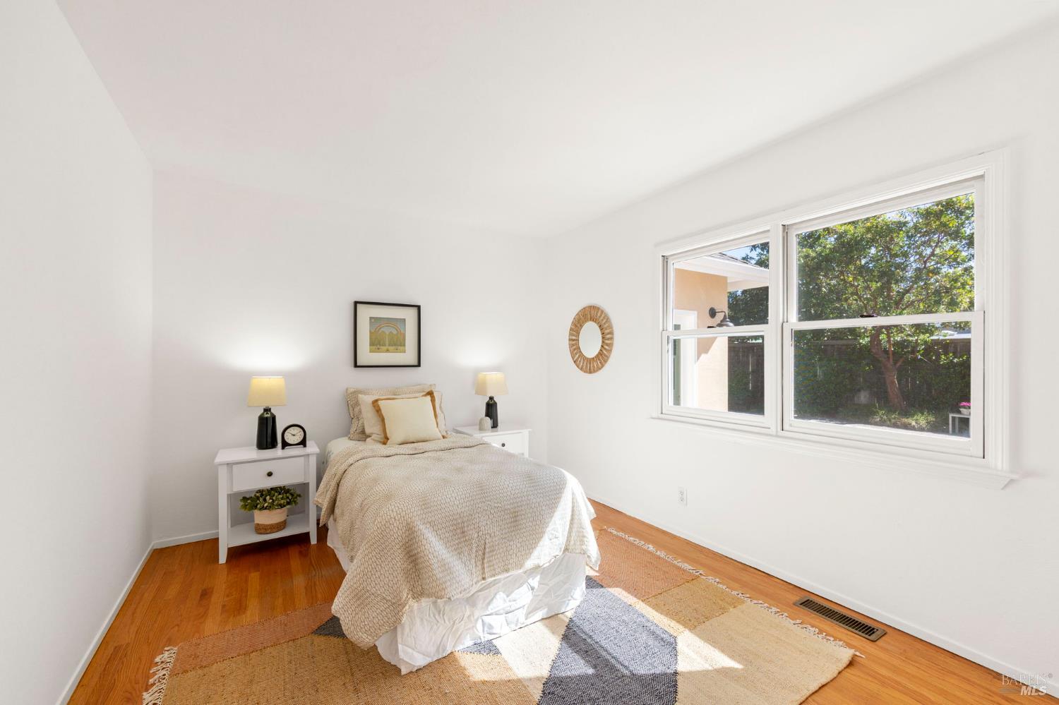 Detail Gallery Image 60 of 93 For 184 Cobblestone Dr, San Rafael,  CA 94903 - 4 Beds | 2 Baths